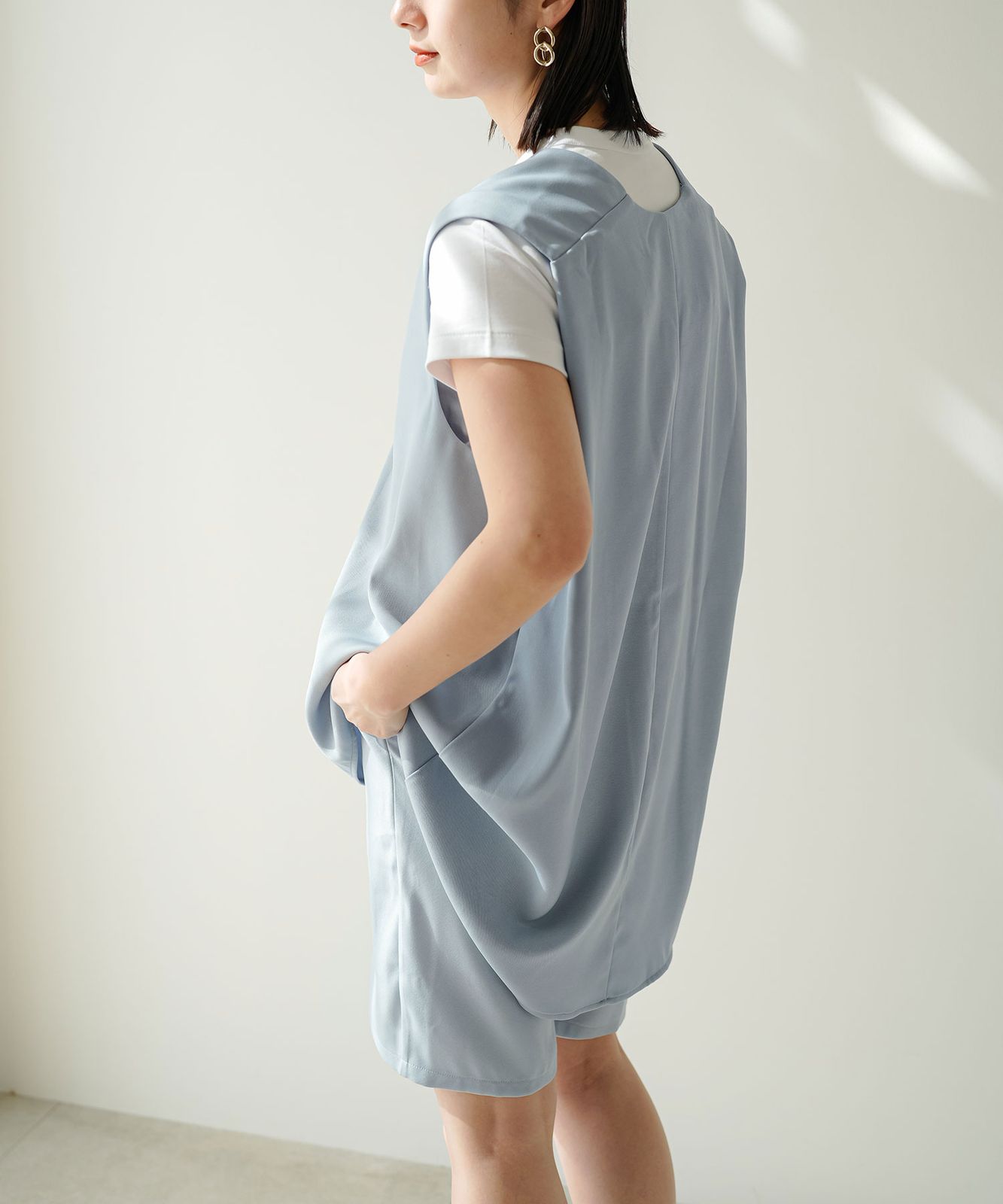 夢展望公式 [新品未使用] ショルダータックＶネックベスト [サックス] 他カラー別ページ有 rectangle ジャケット・ブルゾン ベスト 533250-01