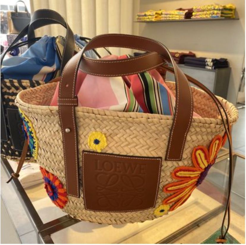 新品未使用】LOEWE ドローストリングポーチ ・ラージサイズ ピンク 