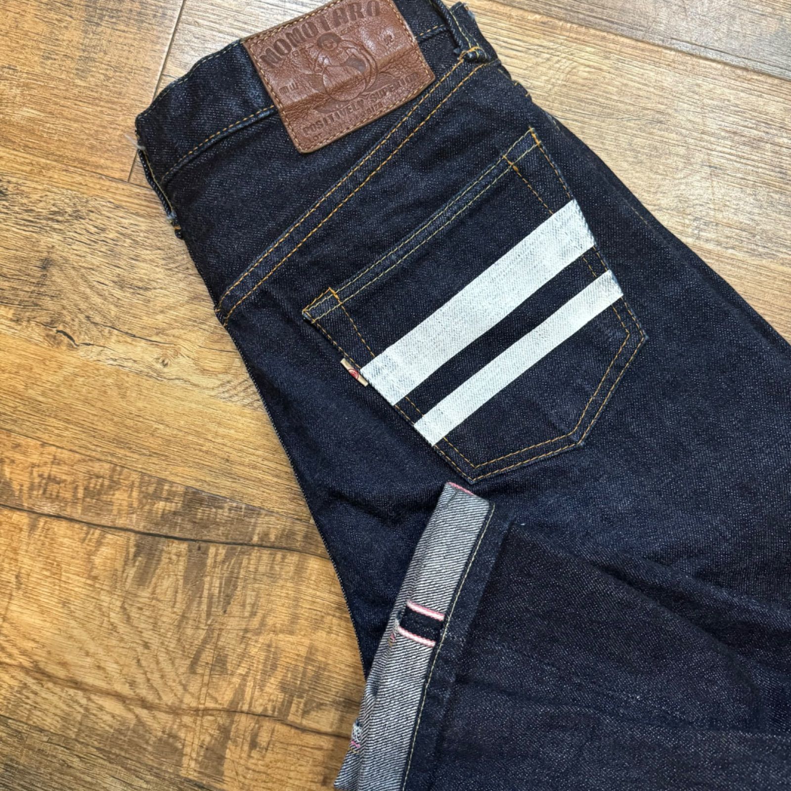 【MOMOTARO JEANS 桃太郎ジーンズ】出陣ナローテーパード デニムパンツ W29（0106SPZ）