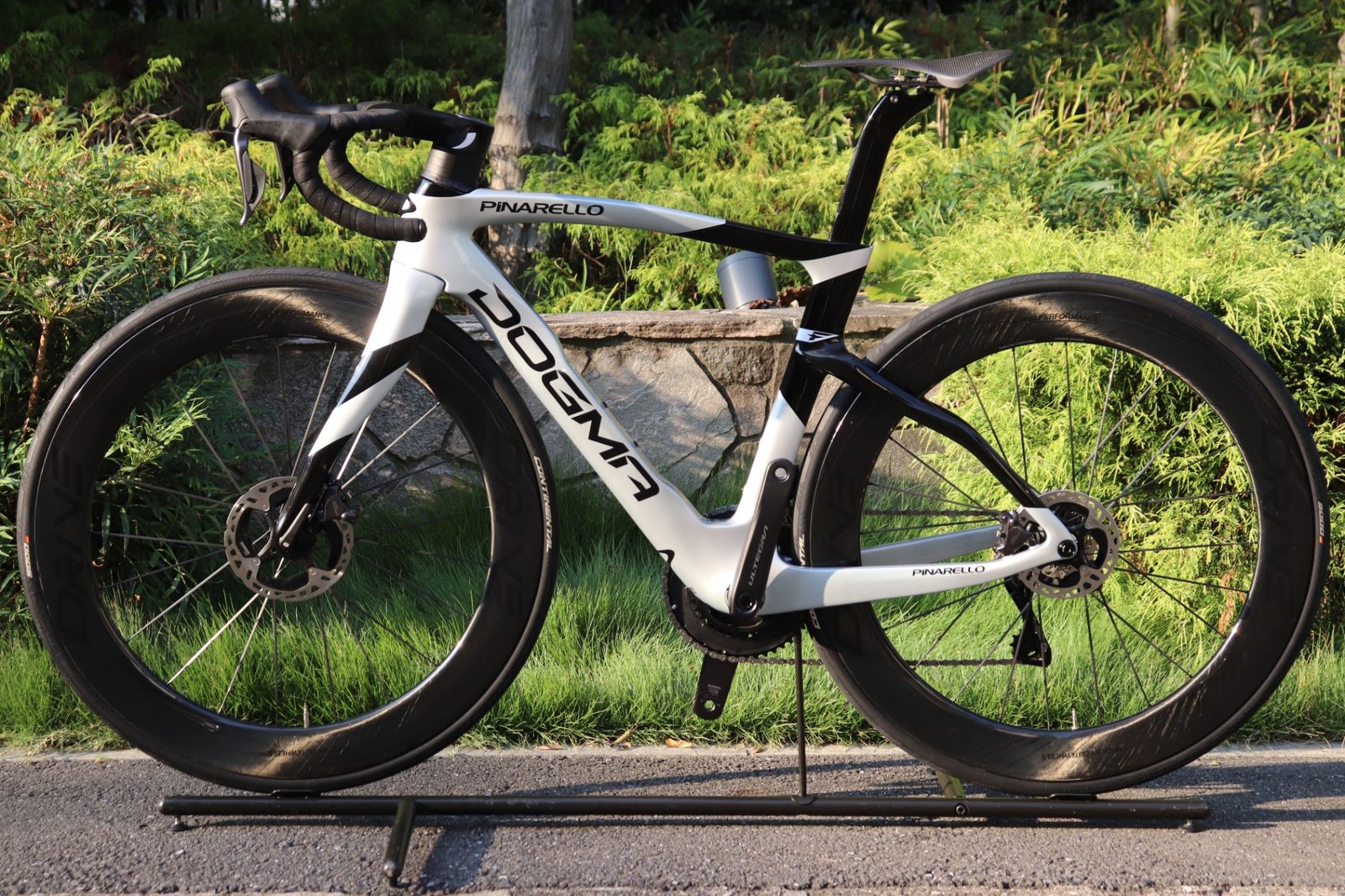 グランディール(Grandir) 自転車 ロードバイク シマノ21段変速 2サイズ