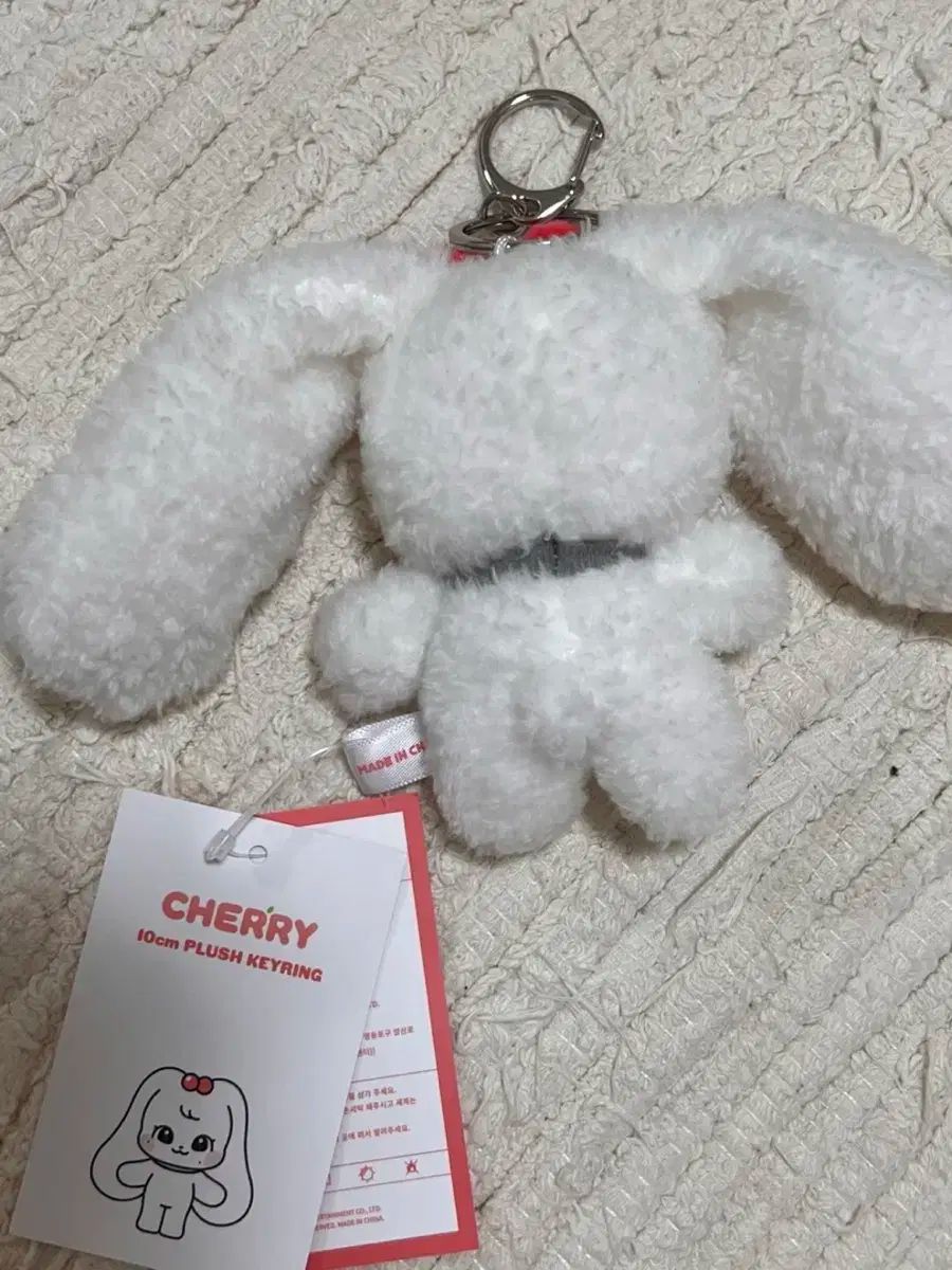 IVE(アイヴ) MINIVE ミニヴ チェリー CHERRY PLUSH ぬいぐるみ