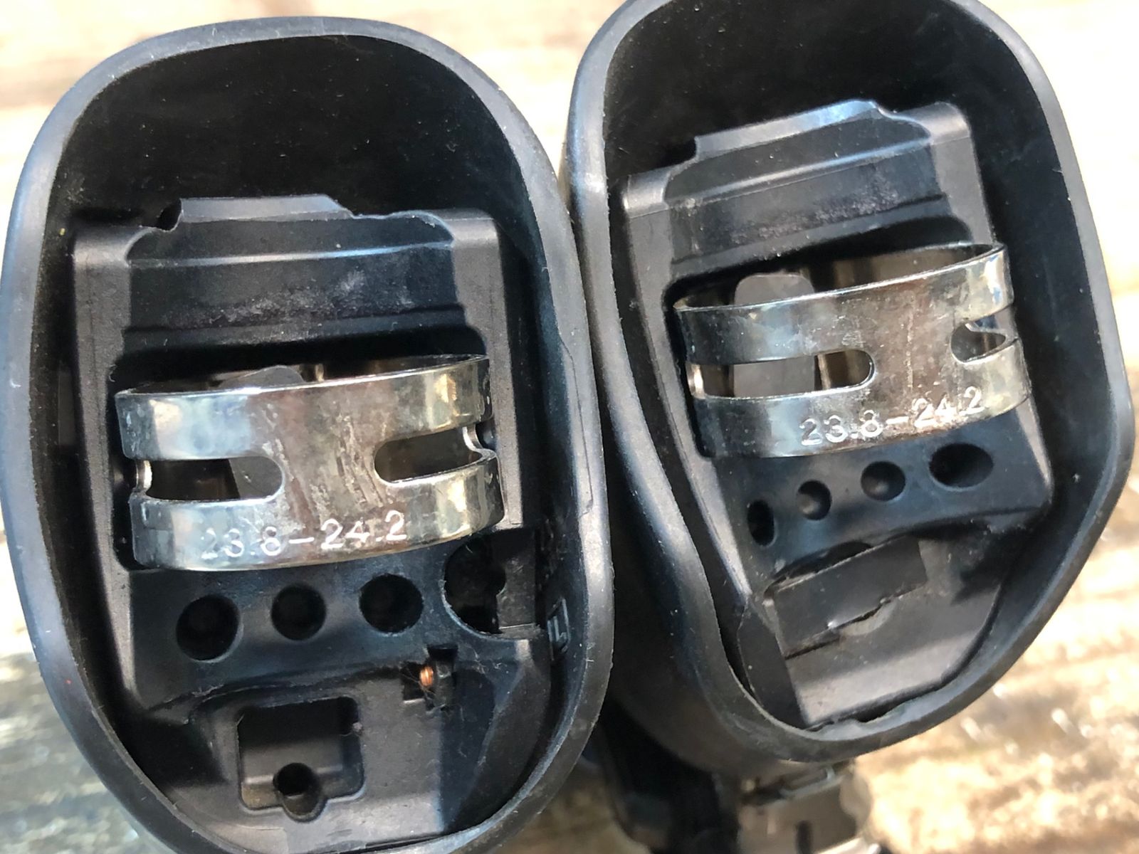 IX396 シマノ SHIMANO 105 ST-5700 STIレバー2x10S - メルカリ