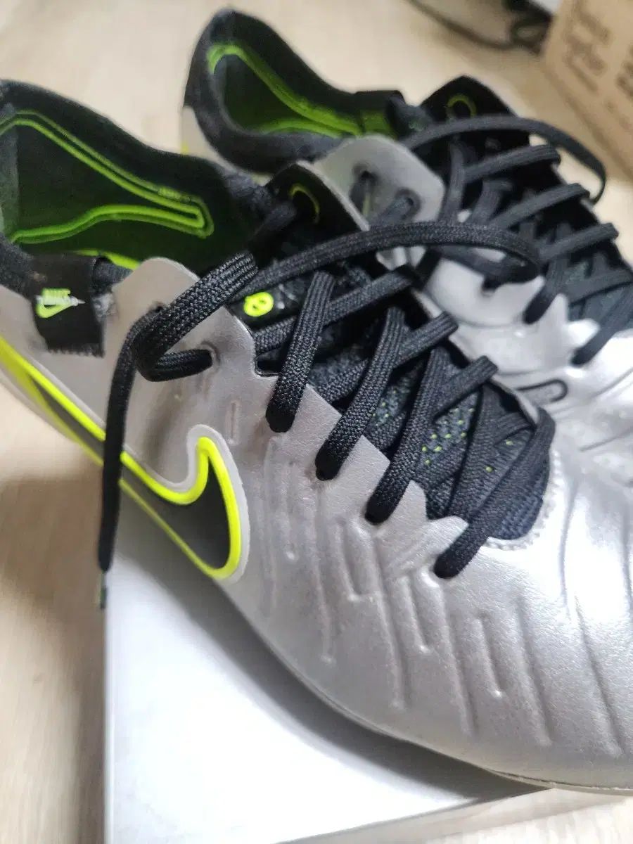 NIKE セール ティエンポレジェンド10 エリート AG ティエンポ