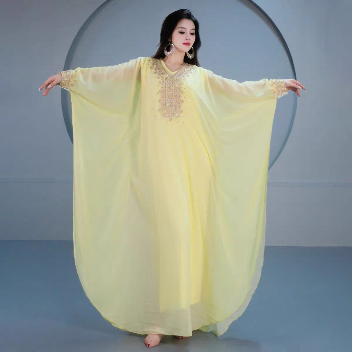 ♥ ハリージー ドレス ベリーダンス 競技会用 演技用 広袖 Khaleegy 競技ダンス衣装 パフォーマンスウェア 4カラー選択