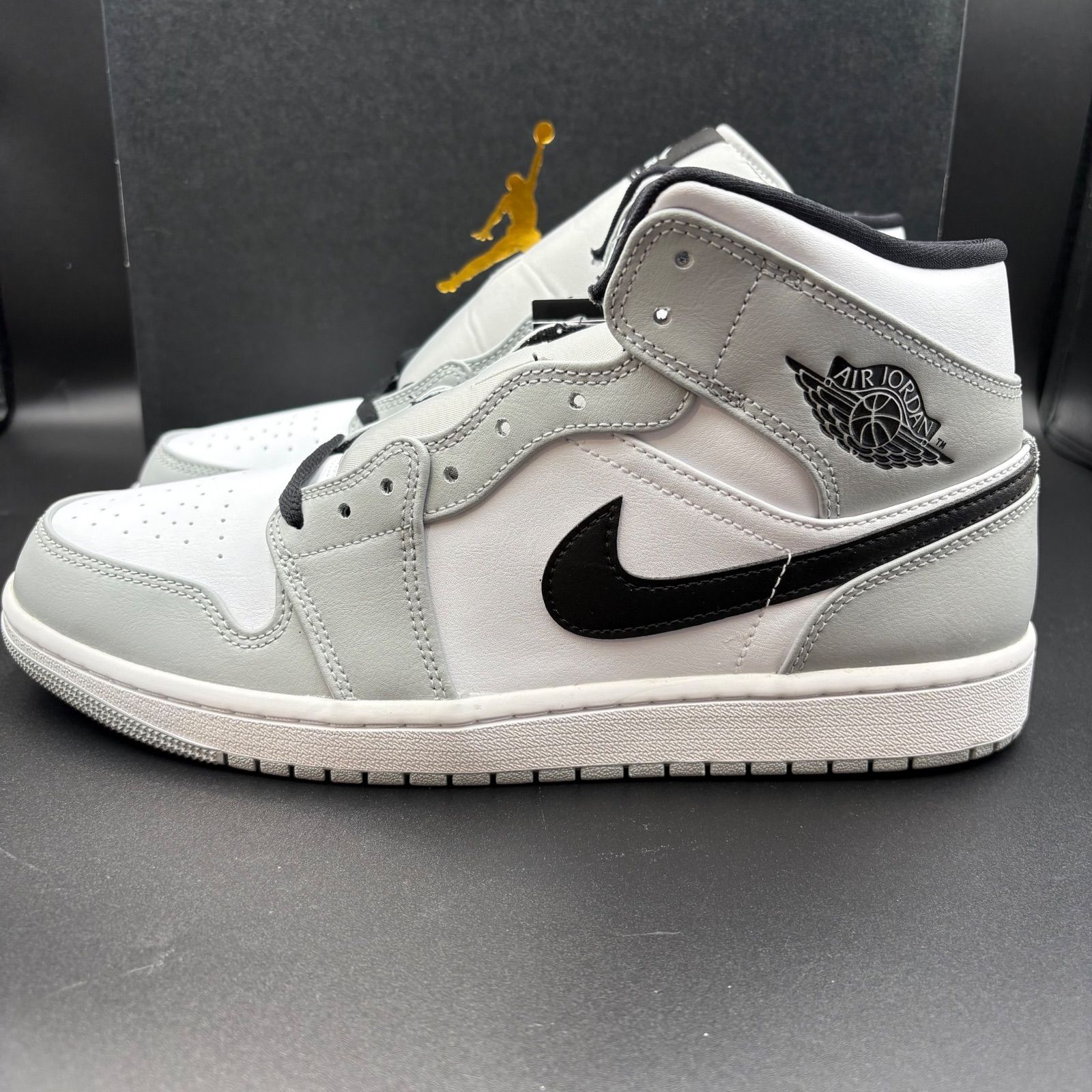 新品 28cm Nike Air Jordan 1 Mid 