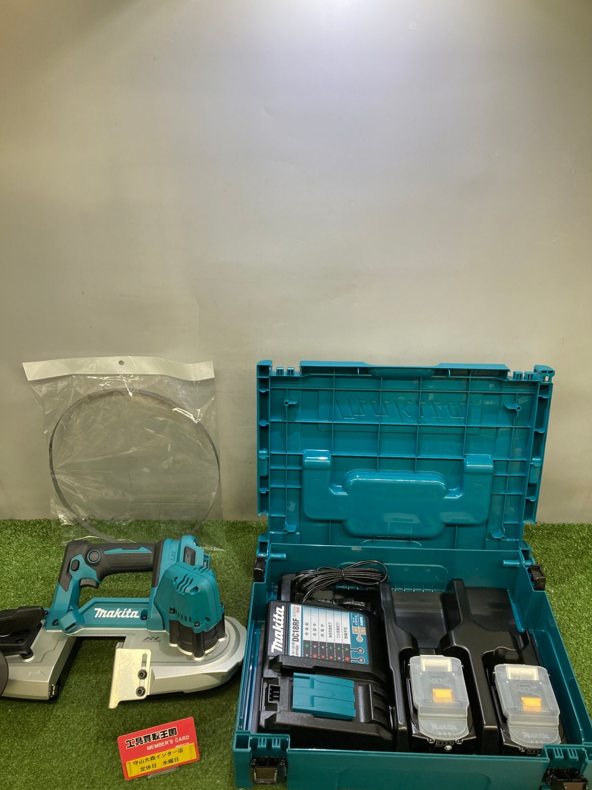 ♥品 0921 makita マキタ 18v充電式ポータブルバンドソー 6Ahバッテリx2|充電器|ケース PB183DRGX ITSLCYFC14BA