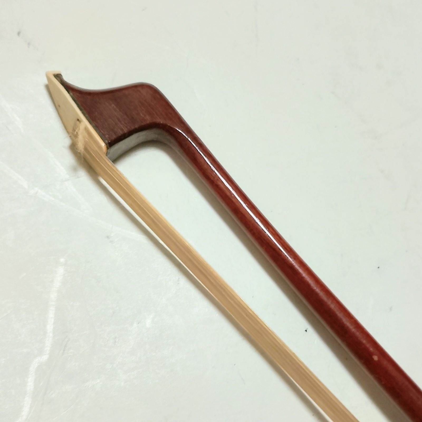 ヴァイオリン HyoJeong HV-100 4/4 極美品○Hyojeong○ HV-100 バイオリン 4/4サイズ ケース付