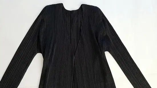 PLEATS PLEASE(プリーツプリーズ) ISSEY MIYAKE(イッセイミヤケ