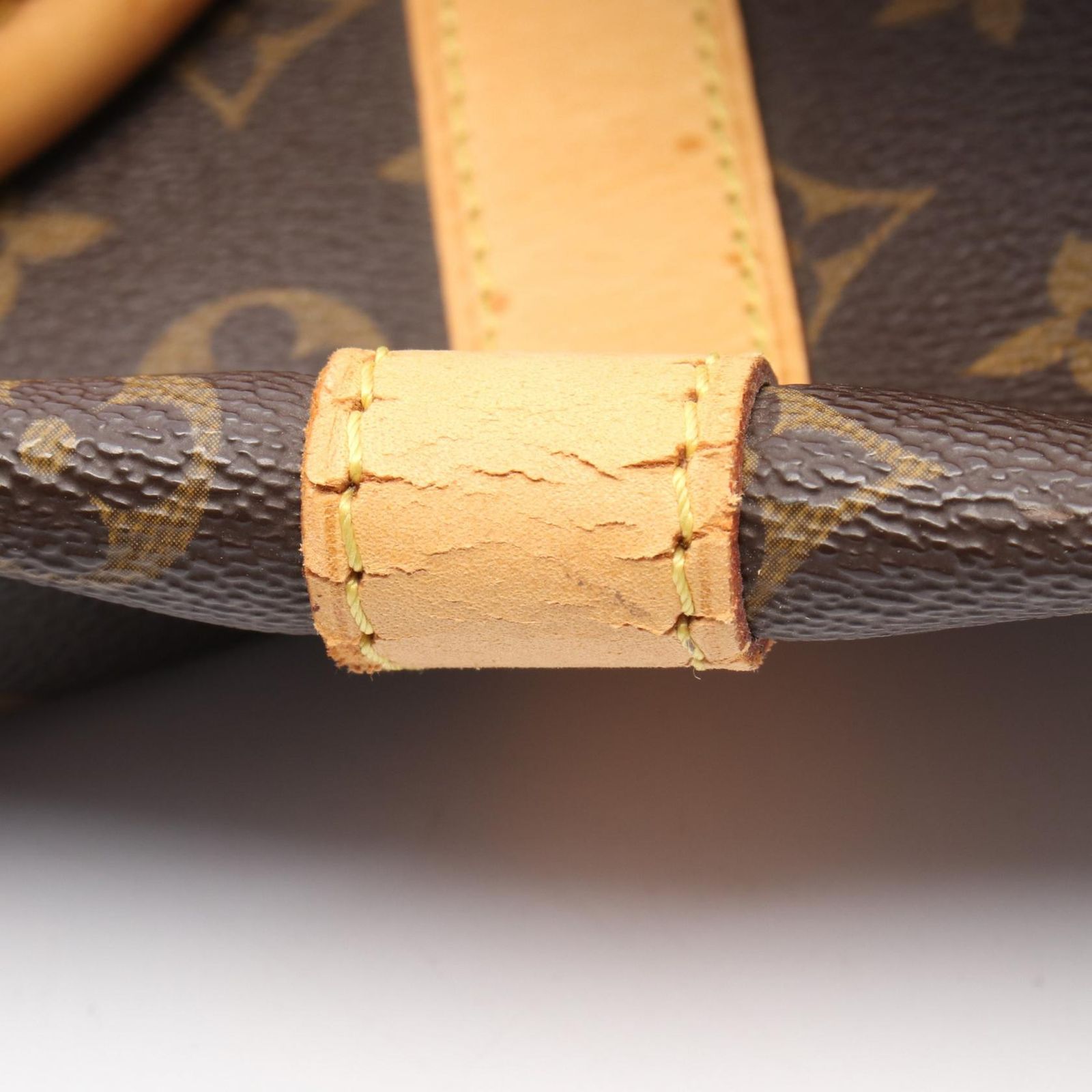 ボストンバッグ