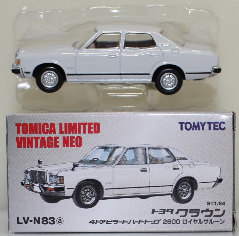 LV-N83a クラウン 2600 ロイヤルサルーン （白） （1/64スケール トミカリミテッドヴィンテージNEO 251392）