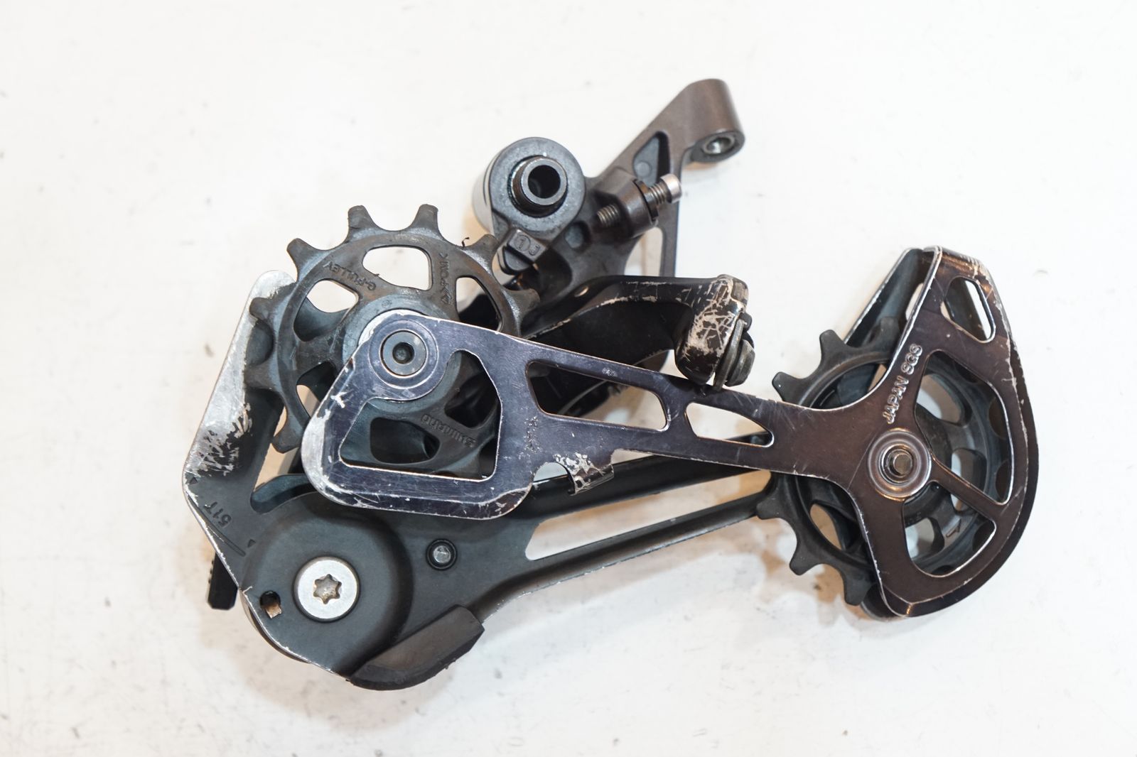 SHIMANO 「シマノ」 DEORE XT RD-M8100 リアディレイラー / バイチャリ 