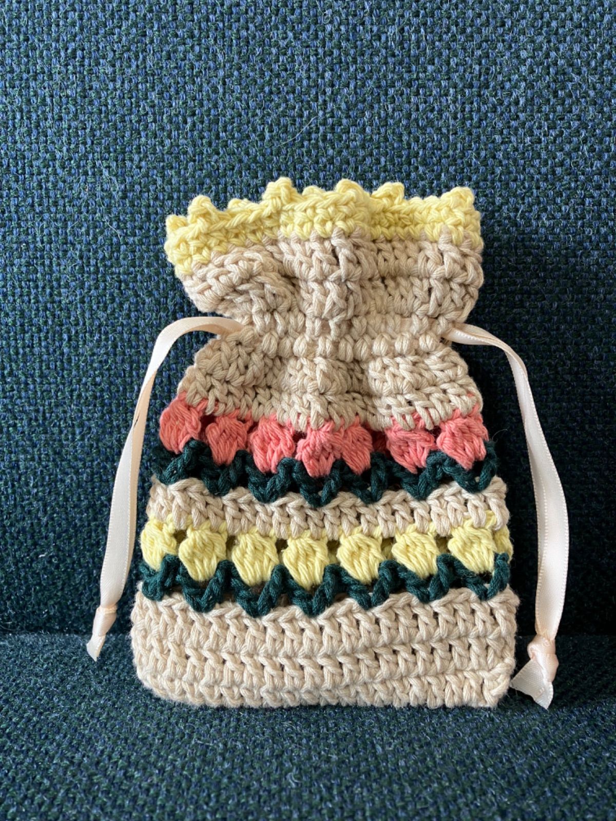 うさぎチューリップ柄☆ ハンドメイド☆ミニ巾着 芳ばしい