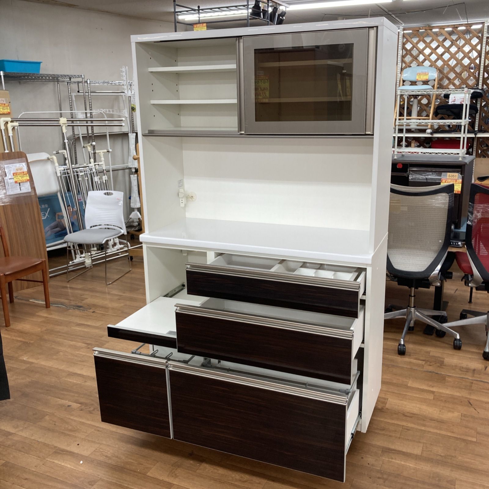 キッチンボード