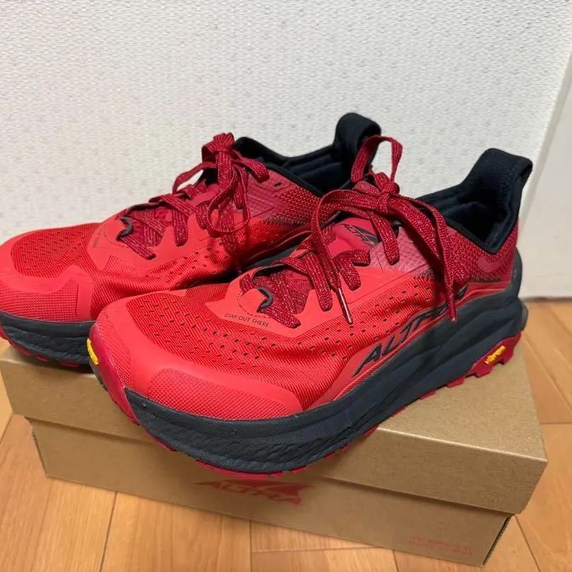 ALTRAアルトラ オリンパス 6 メンズトレランシューズ レッド