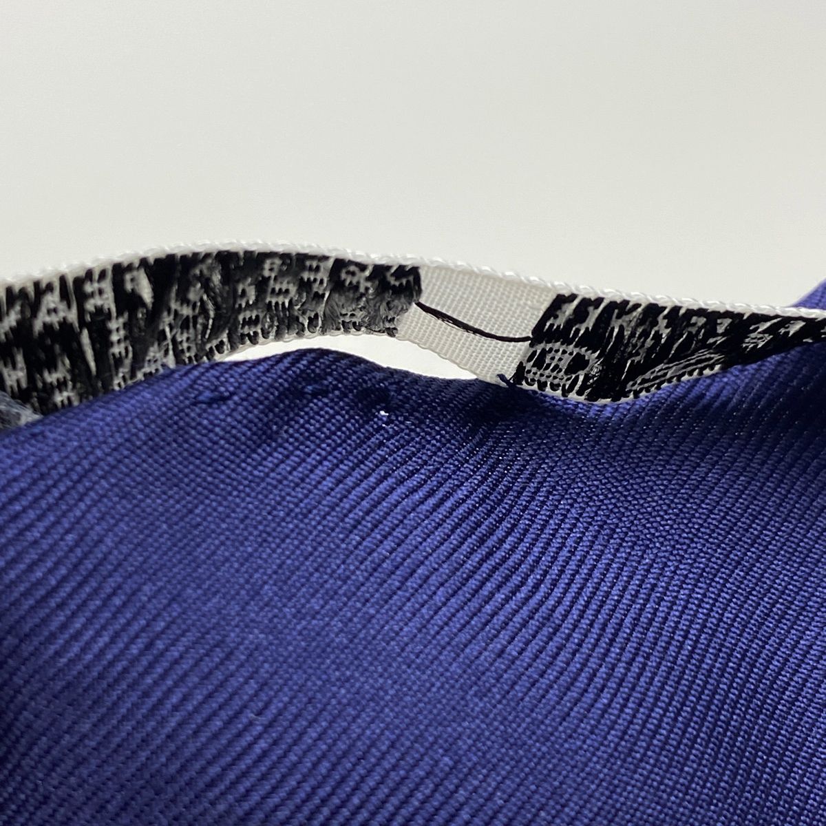 エルメス HERMES カレ 90 LES TAMBOURS タンブールの太鼓 王冠  