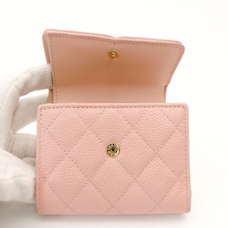 シャネル CHANEL CCフィリグリー キャビアスキン マトラッセ 三つ折財布 シャネル CHANEL CC フィリグリー マトラッセ ピンク 3つ折り