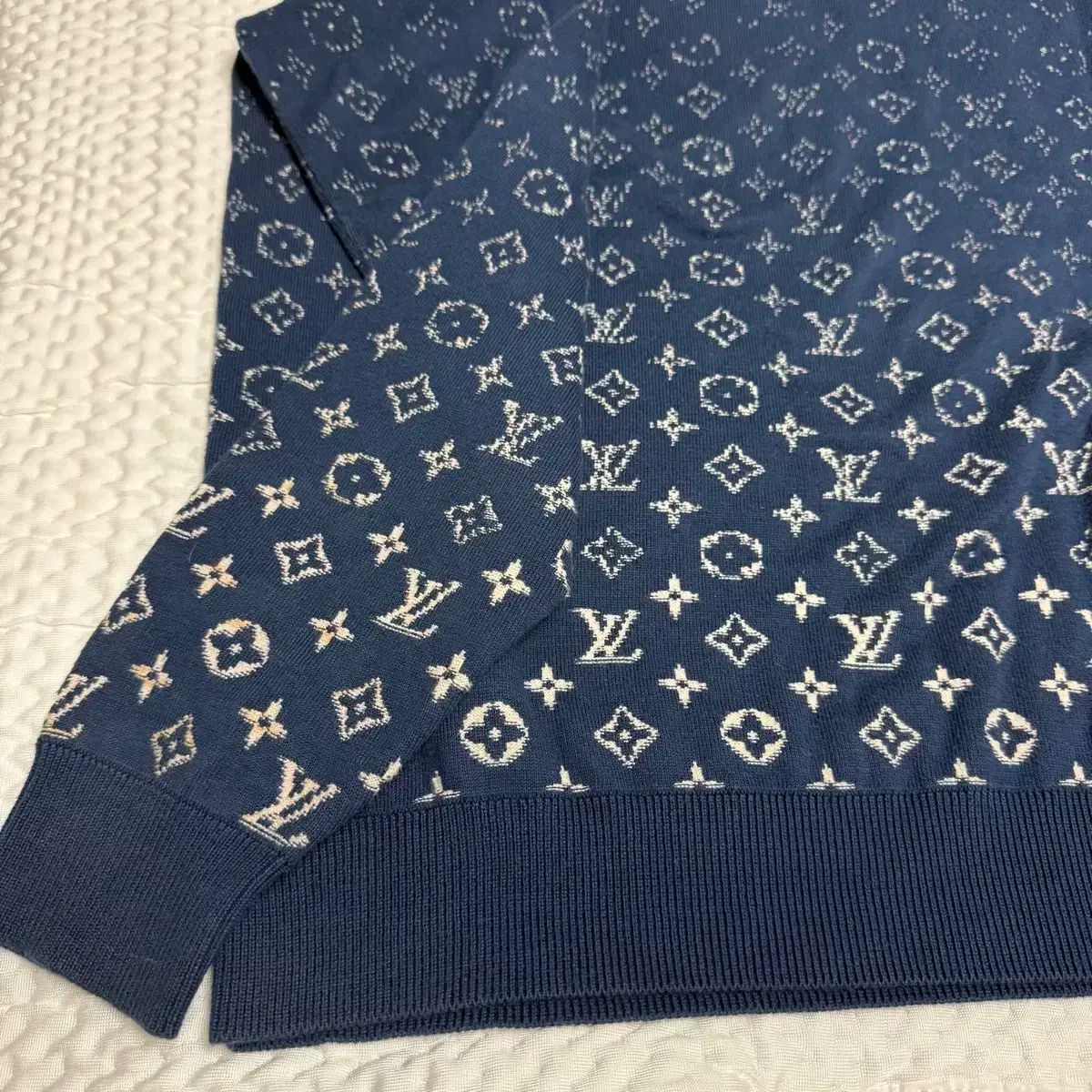 Louis Vuitton(ルイヴィトン) モノグラム グラデーション