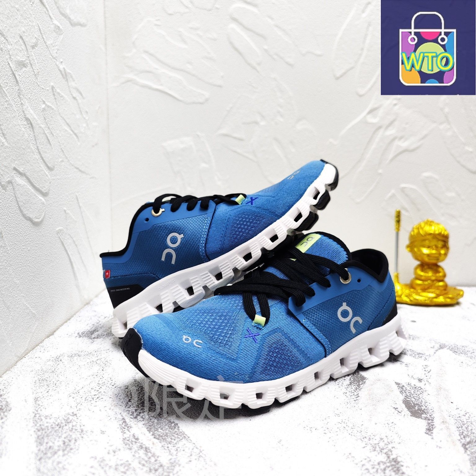 🎁 Great for a gift . . 【NIKE】 W V2K RUN FD0736