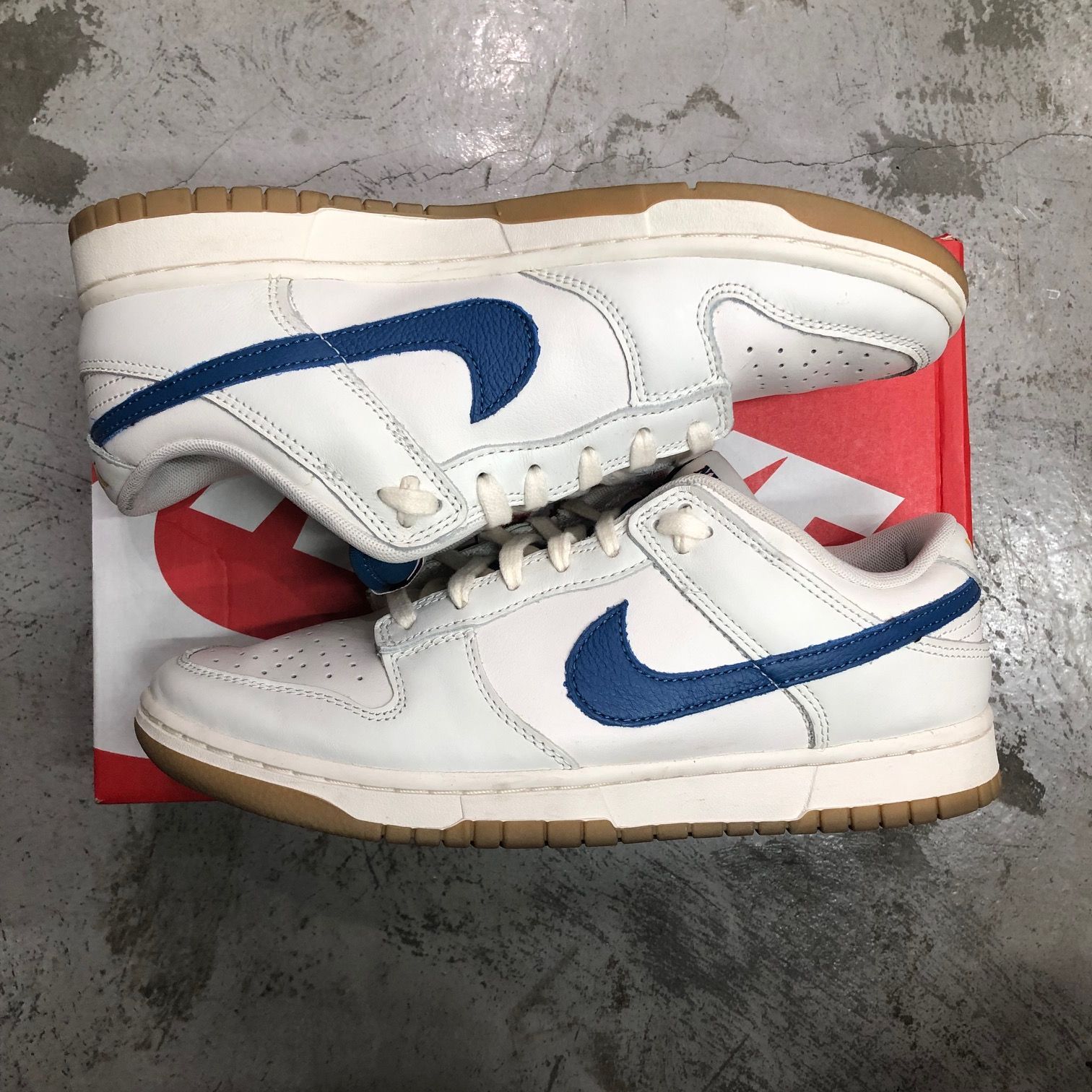 国内正規 Nike Dunk Low SE Royal and Gum DX3198-133 ロイヤル アンド 