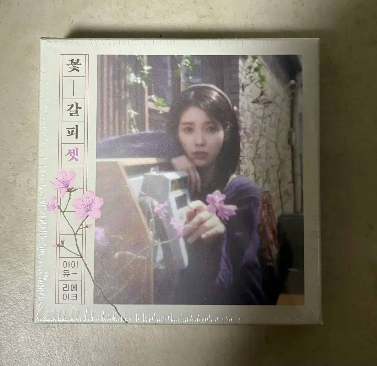 IU(アイユ) 花しおり セット SET 未開封 アルバム 出品