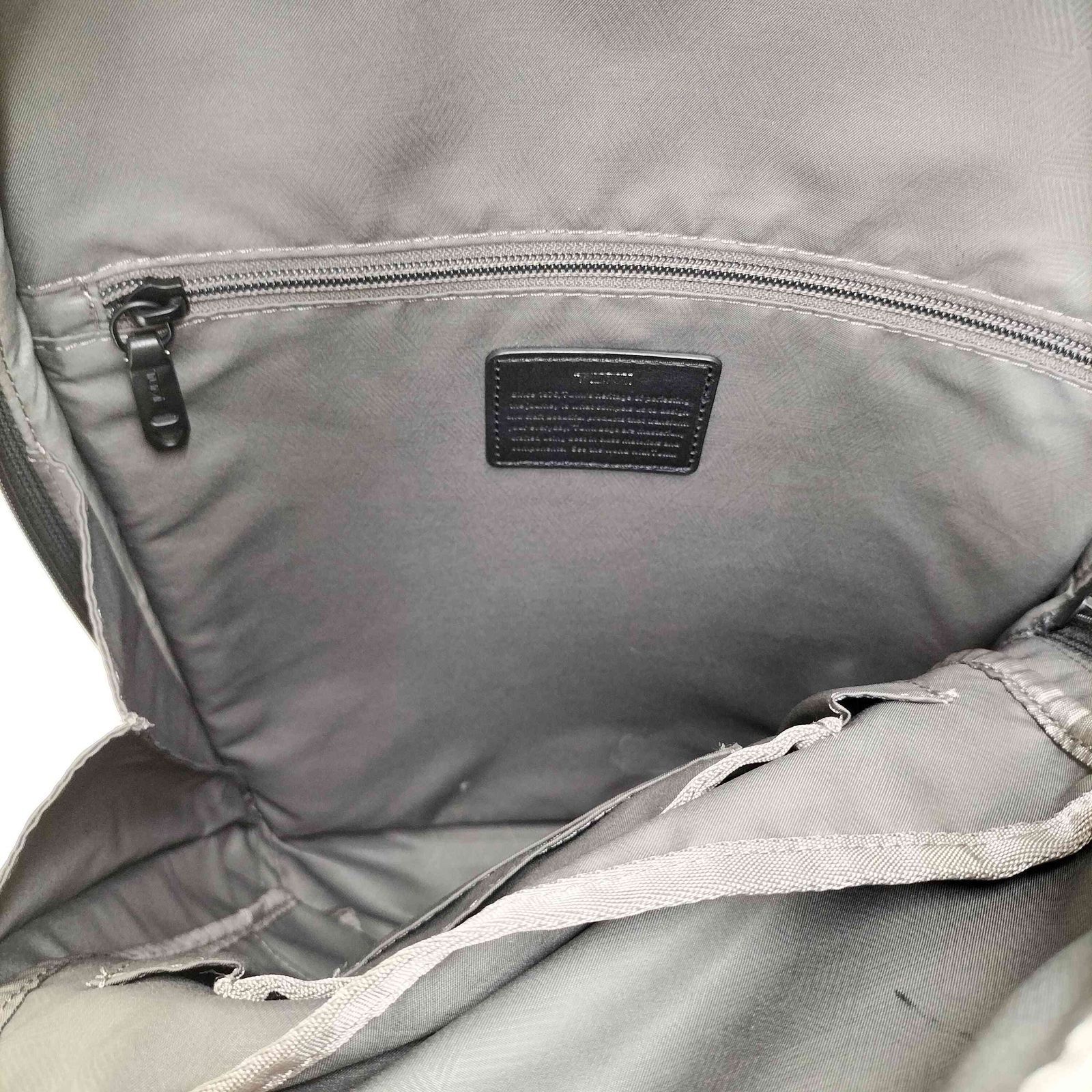 トゥミ TUMI Joshua Compact Backpack スリムバックパック レディース