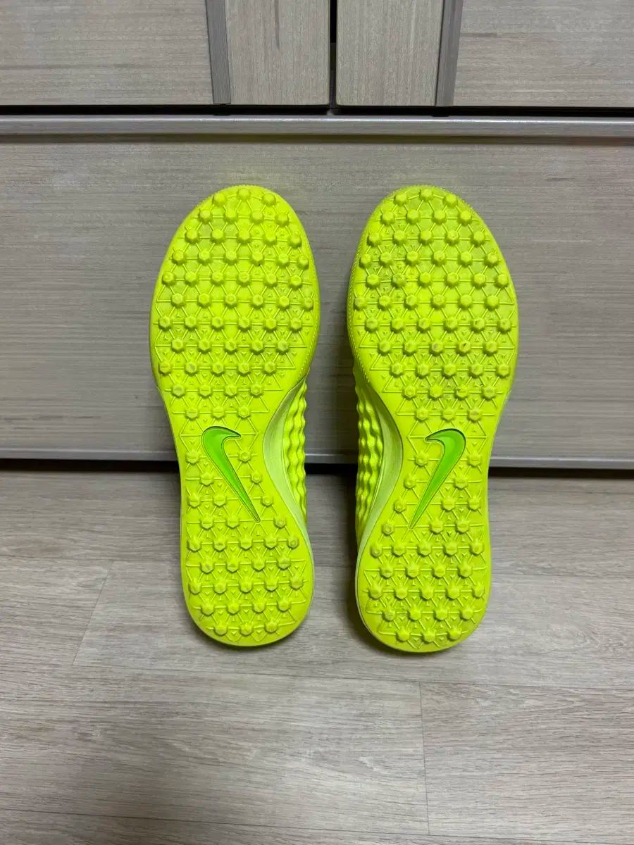 NIKE(ナイキ) マジスタ X フィナーレ 2 TF - メルカリ