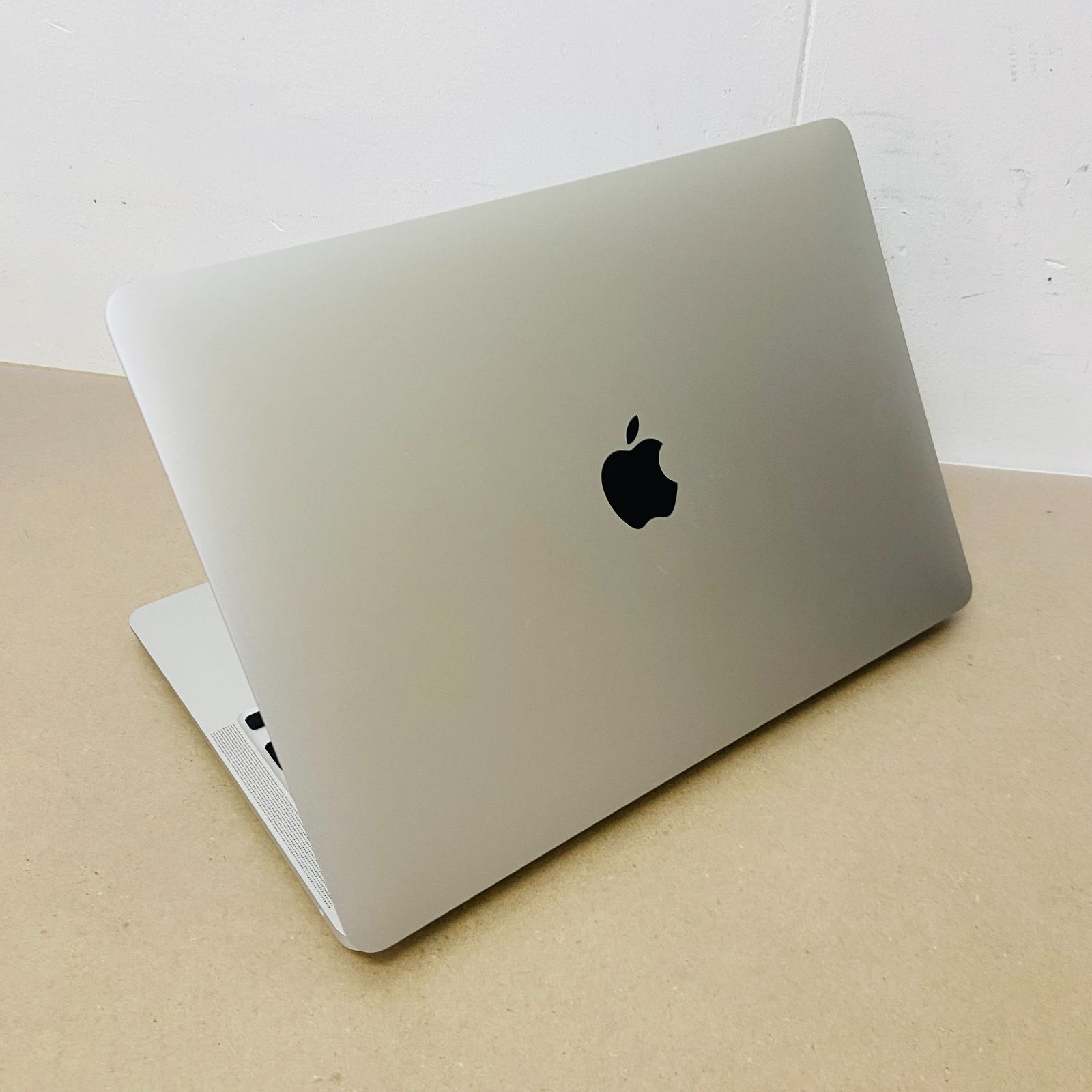 MacBookAir M1 2020 美品　バッテリー容量100% MacBookAir M1 2020 美品 バッテリー容量100% （バッテリー最大