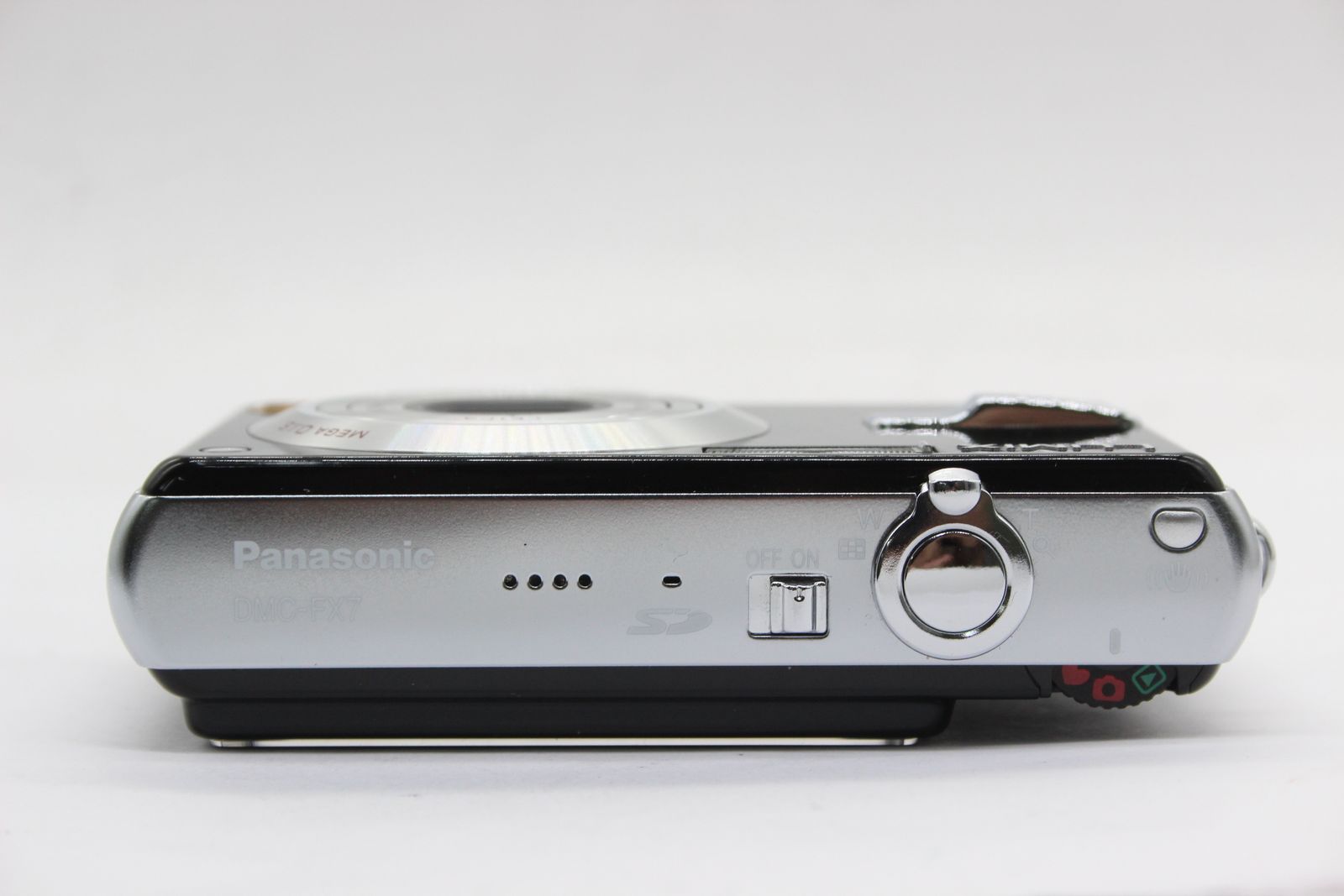 【美品 返品保証】 パナソニック Panasonic LUMIX DMC-FX7 ブラック バッテリー チャージャー付き コンパクトデジタルカメラ  s5236