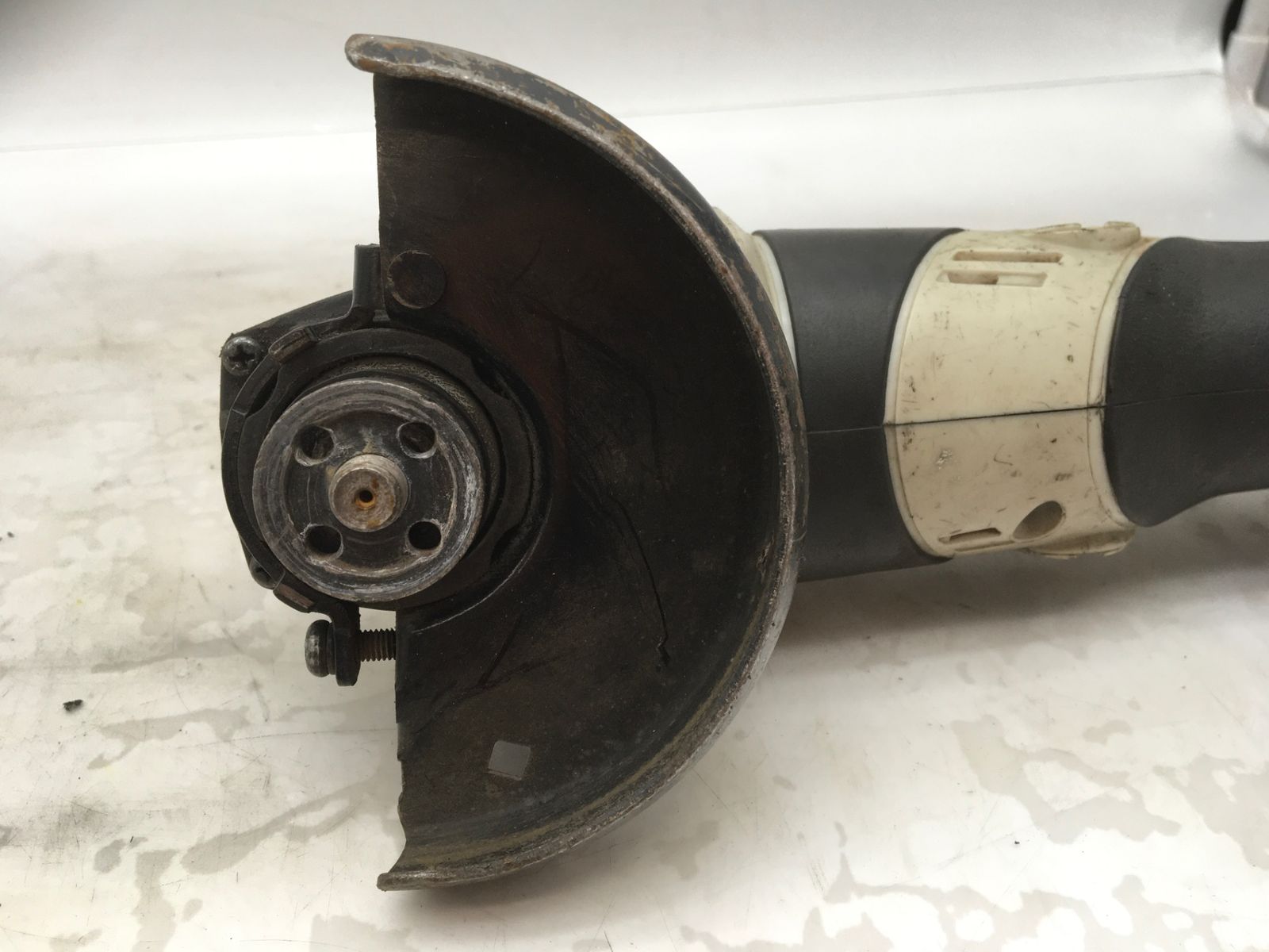 Panasonic|パナソニック 14.4V100mm充電ディスクグラインダ