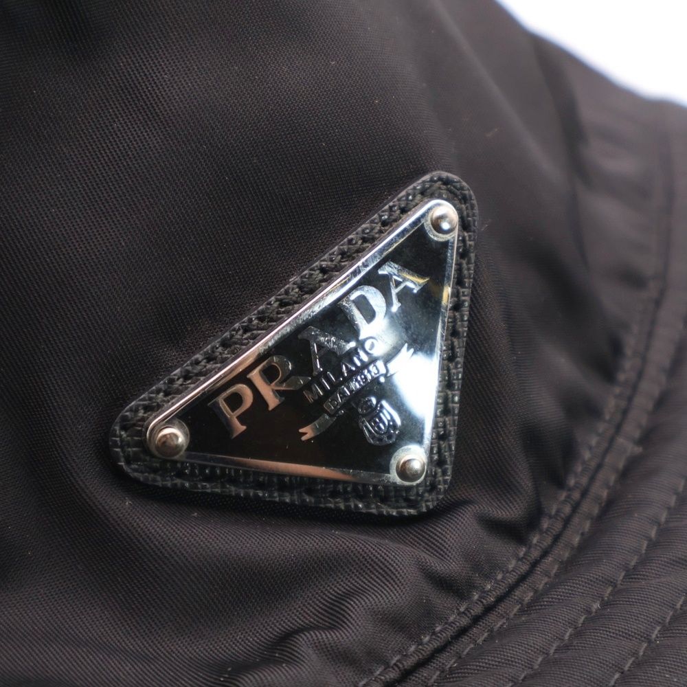 ◆PRADA◆ナイロン バケットハット トライアングルロゴ 正規品 PRADA (プラダ) トライアングルロゴ 三角プレート ナイロン