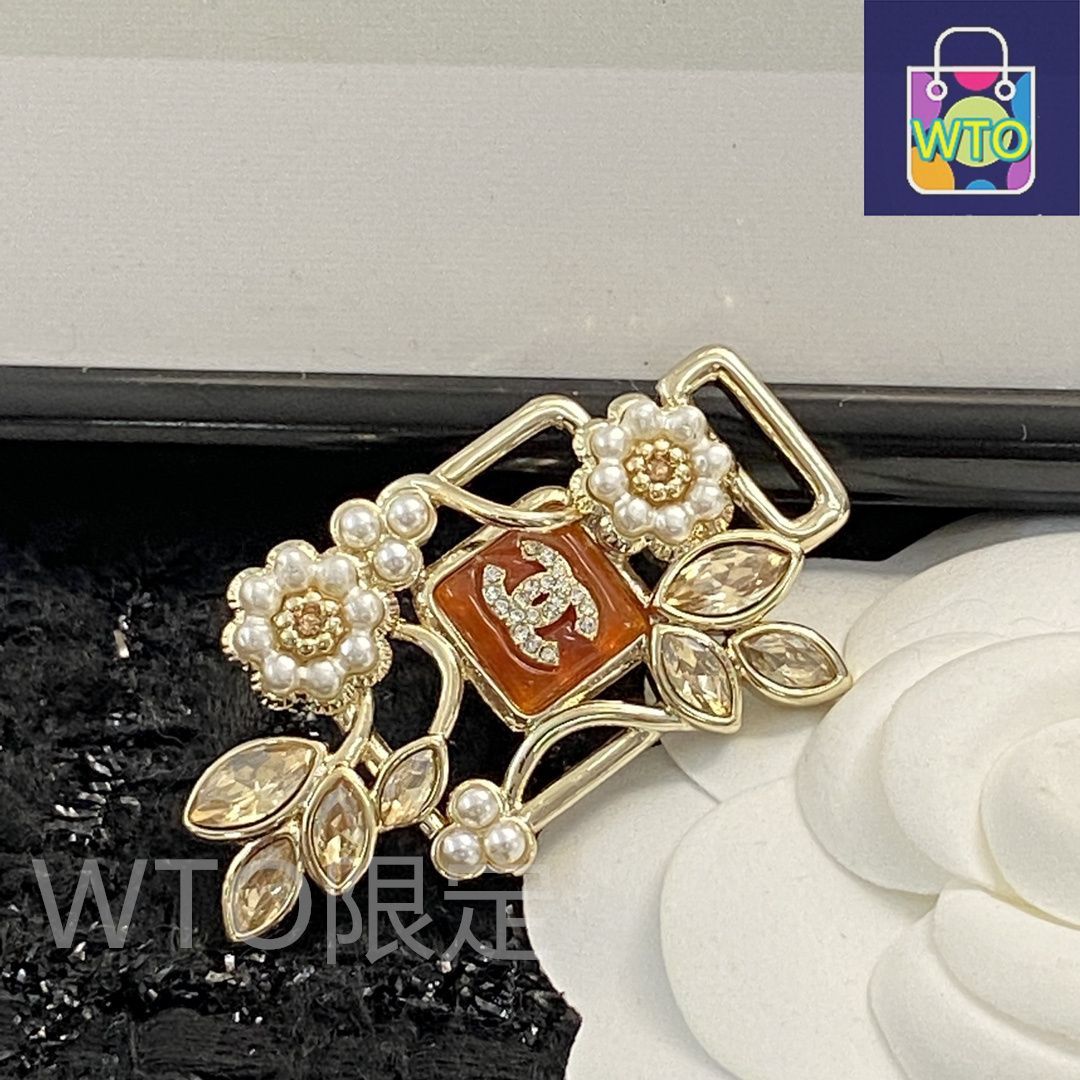 【気分上がるマルチカラー♪】CHANEL ブローチ CHANEL フラワーブローチ マルチカラー