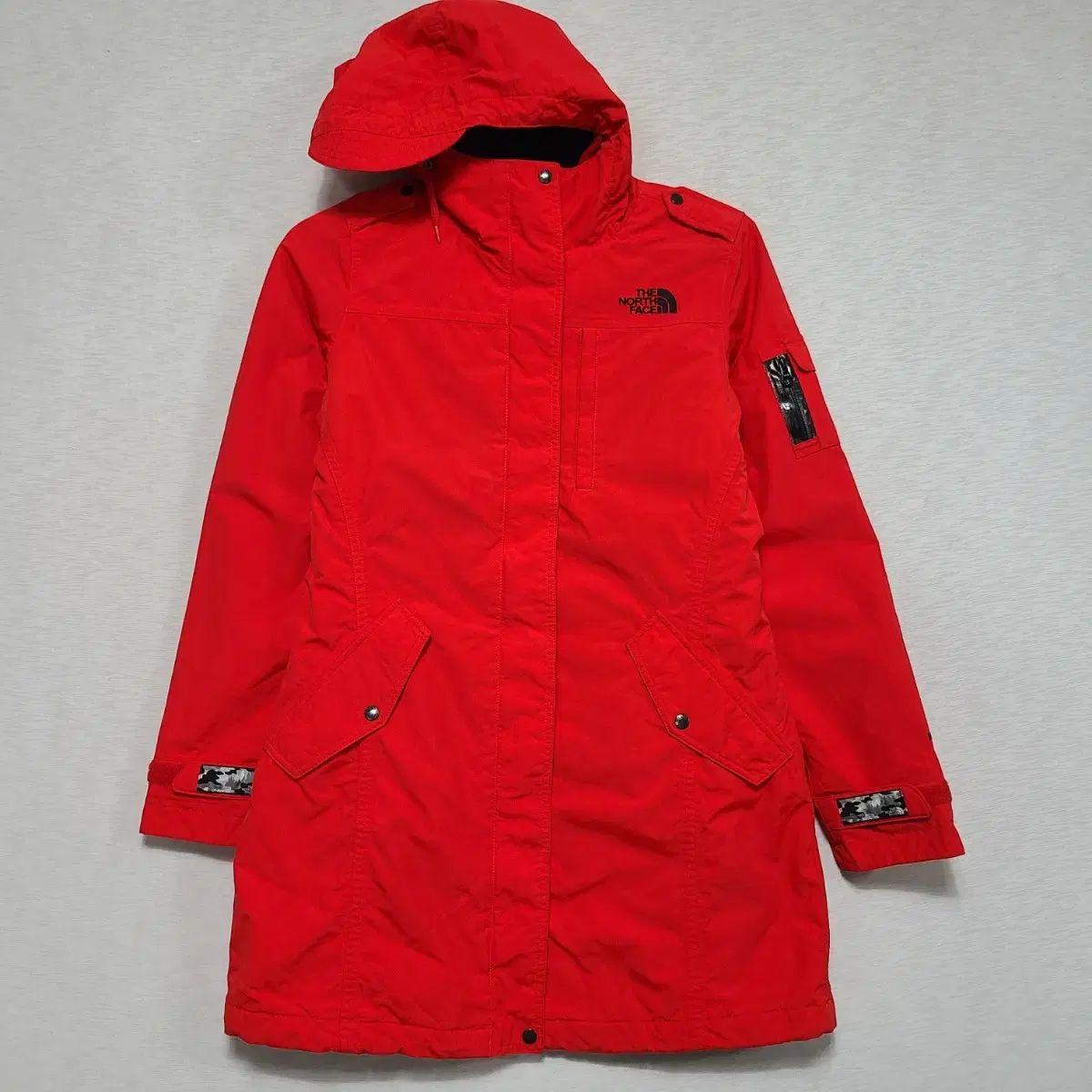 ● ザ・ノース・フェイス キルト ハイベント フード ウィンドブレーカー 女 85 ― 1114