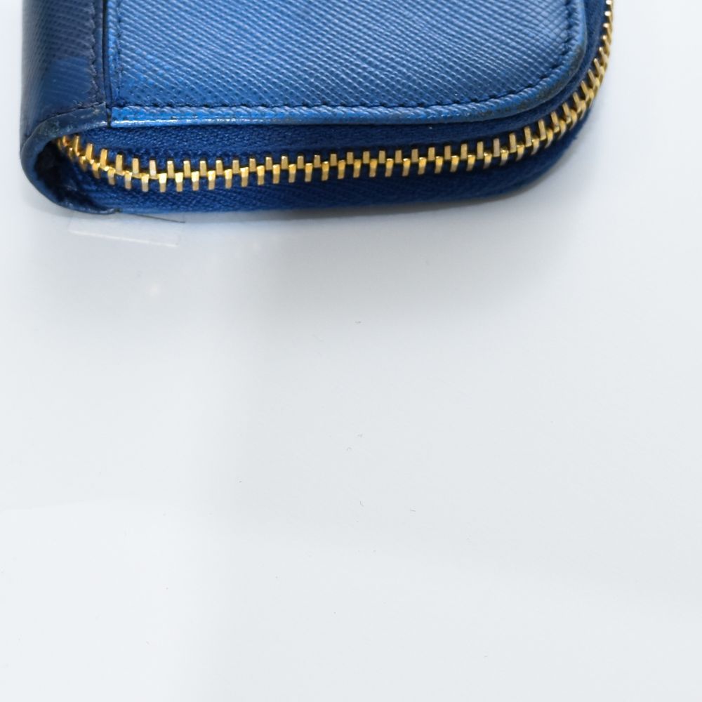 USED PRADA キーケース 配送 サフィアーノ 6連 ブルー ロゴ 77946