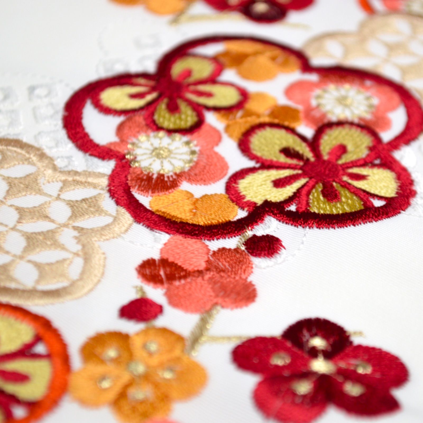 美品》正絹 振袖フルセット S〜Lサイズ 成人式 金駒刺繍 ショッキング