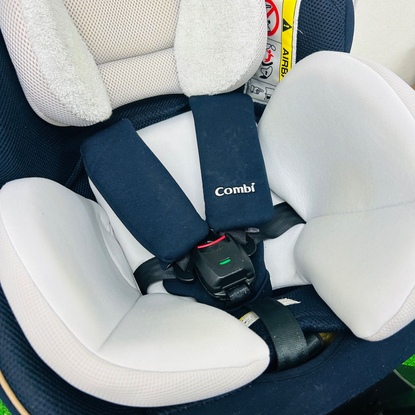 Combi 車用チャイルドシート ネイビー Combi 車用チャイルドシート