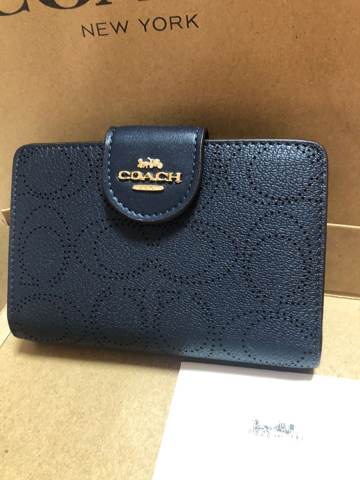 COACH 二つ折り財布 ミッドナイト パフォレイテッド ミディアム-