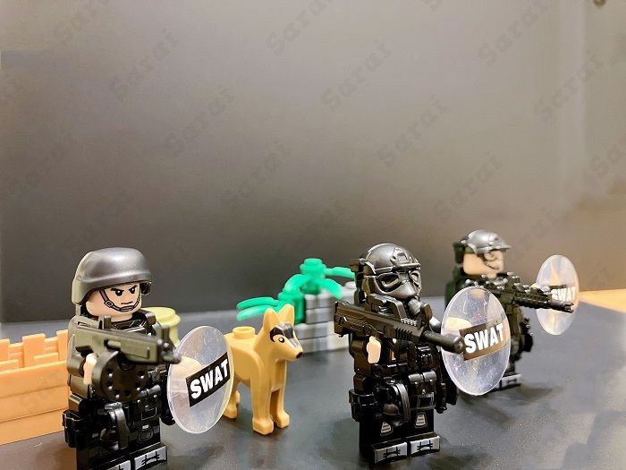 LEGO レゴ 互換 ブロック SWAT 警察 特殊部隊 アンチテロ部隊 6体セット 大人のレゴ プラモデル ミリタリー 子供 こども レゴ互換品 互換品  フィギュア 人形 軍隊 軍事 兵隊 武器 兵士 スワット 銃 誕プレ ギフト キッズ 男の子 おもちゃ - メルカリ