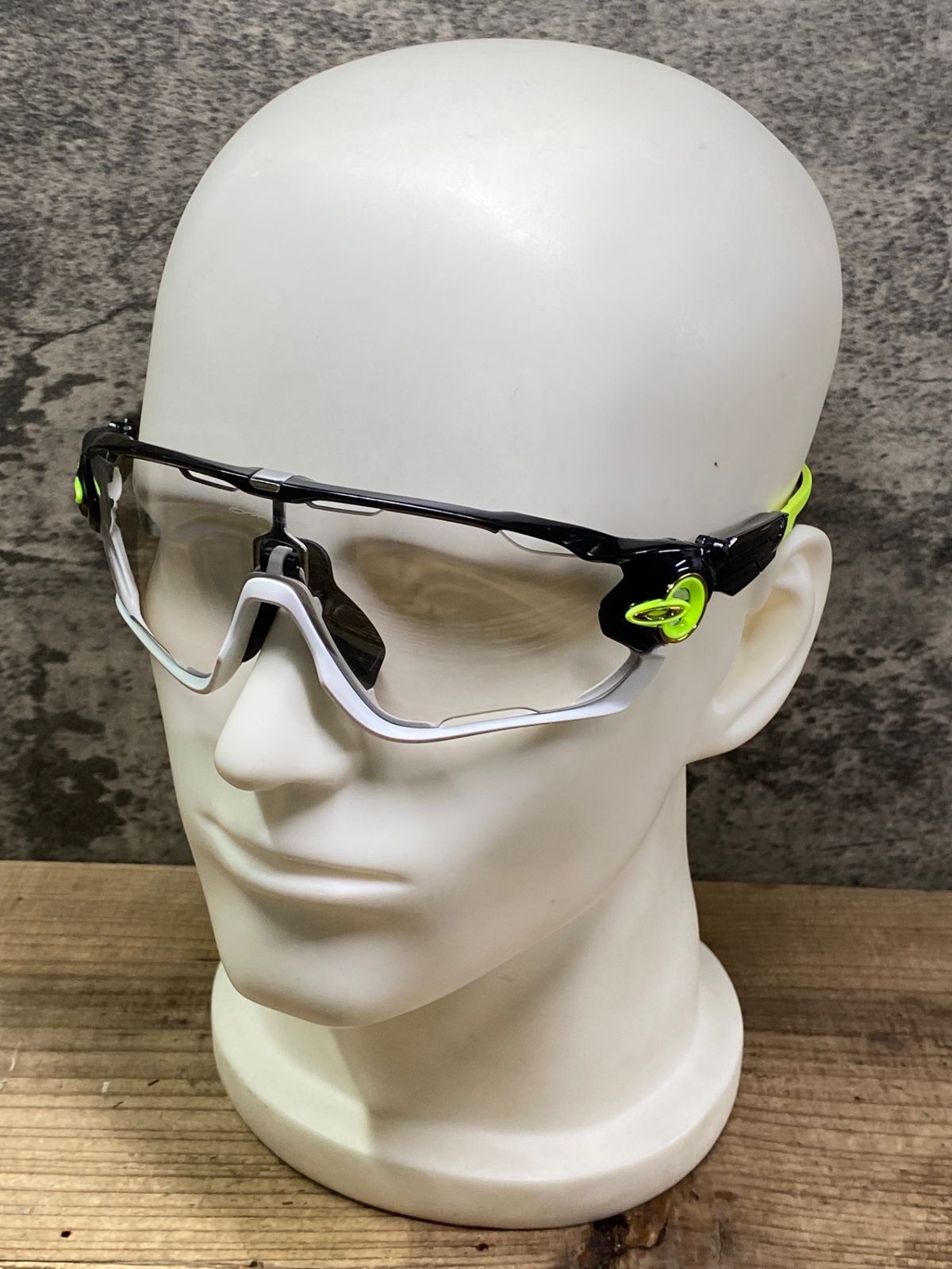 オークリー OAKLEY