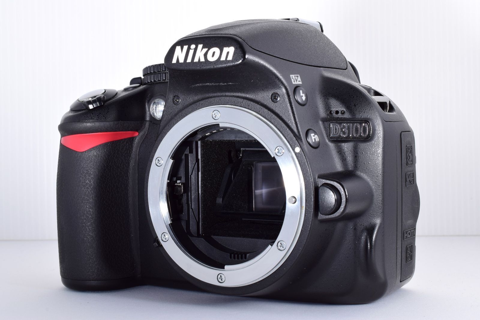 実用美品【シャッター回数6865回】 Nikon ニコン D3100 ボディ