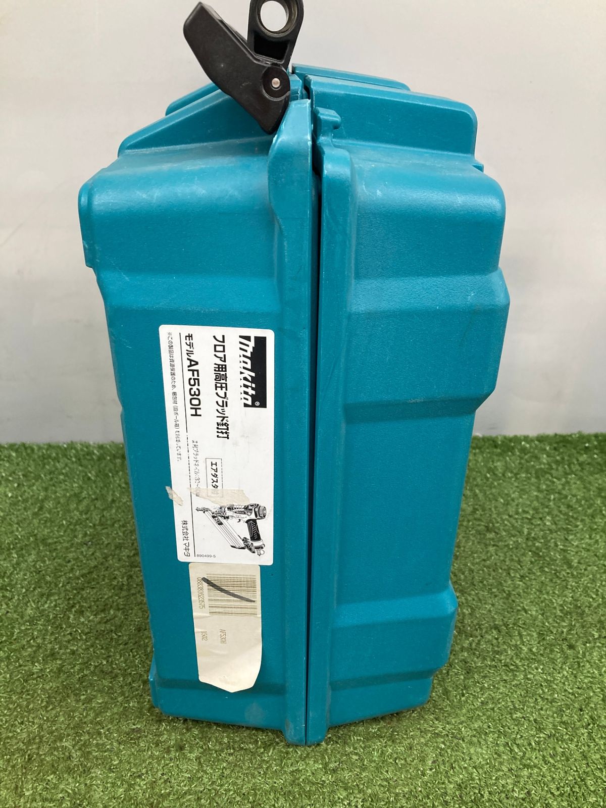 中古品】【0921】☆マキタ フロア用高圧ブラッド釘打 AF530H 
