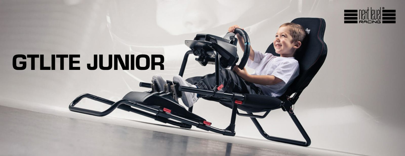 ジュニア用 Next Level Racing GT Lite Junior ジュニアレーサー向け レーシングシミュレータ 5～12歳 90~150cm のお子様向けにカスタマイズ なGTレーシングコックピット