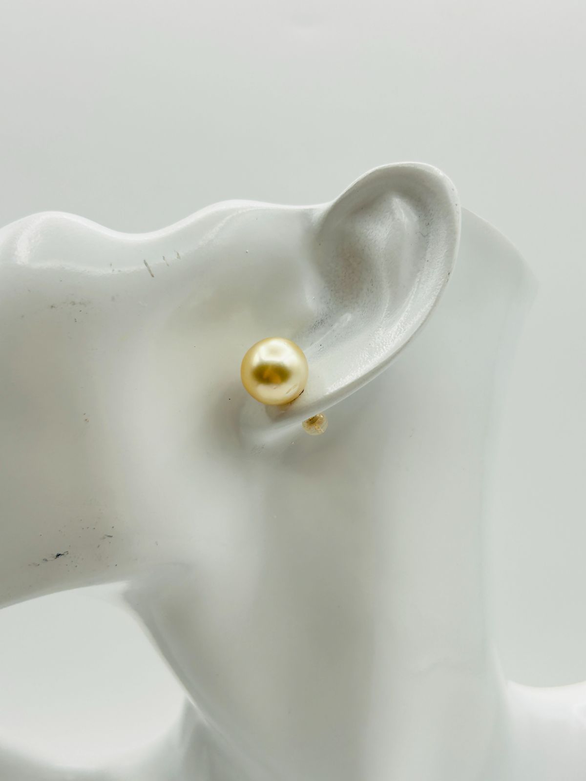 南洋 白蝶 パール ナチュラル シャンパンゴールド 真珠 ピアス K18