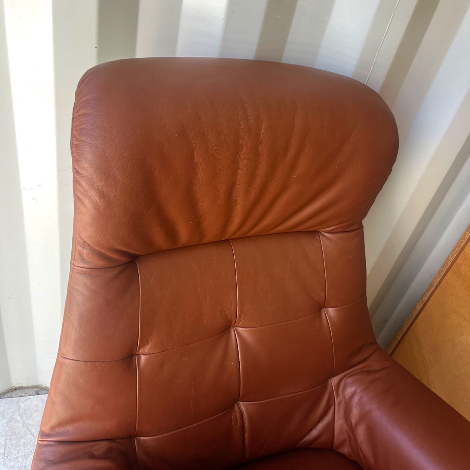 取付無料！カリモク ザ・ファースト RU72本革リクライニングチェア