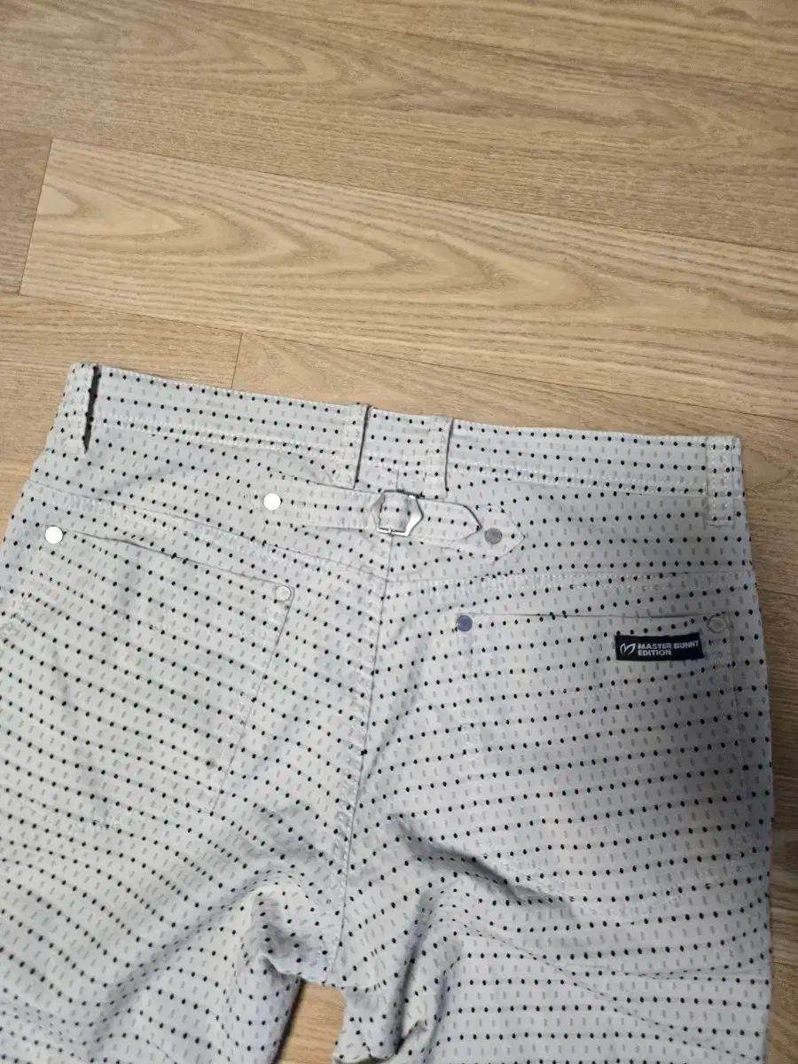 マスターバニーエディション ゴルフ パンツ サイズ5 マスター