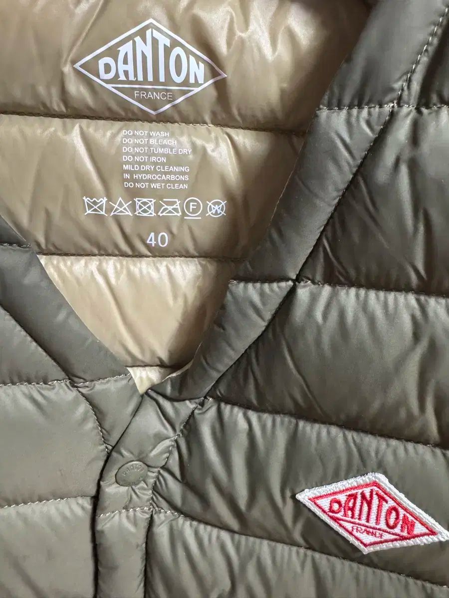 DANTON オリーブ ダウンベスト サイズ40 DANTON(ダントン) ベスト 40DANTON オリーブ ダウンベスト サイズ 40