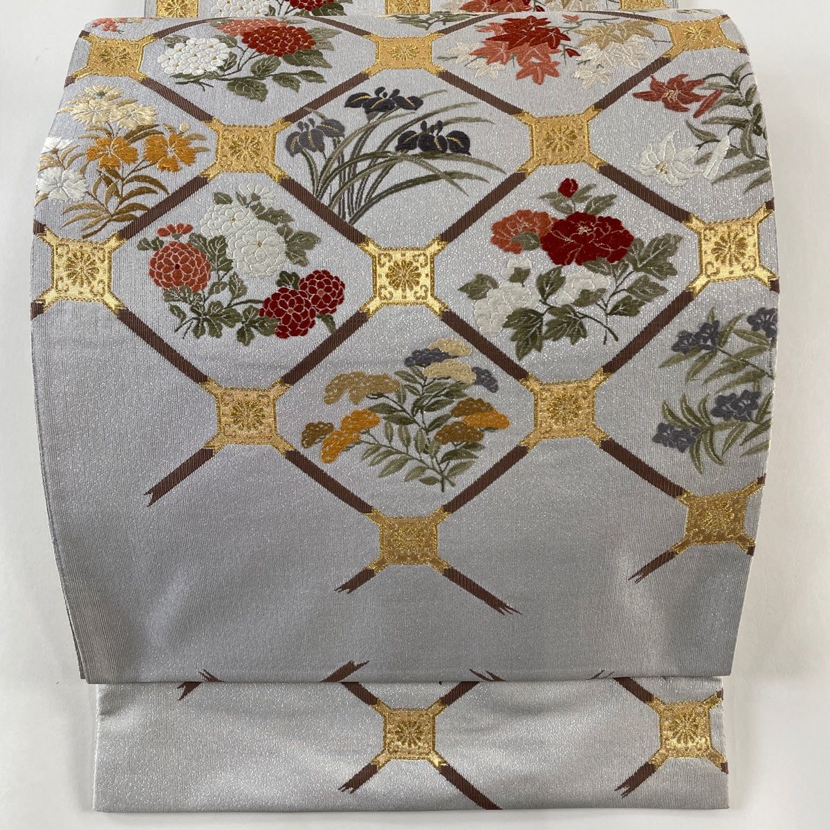 袋帯 秀品 斜め格子 草花 金銀糸 灰色 六通 正絹 【中古