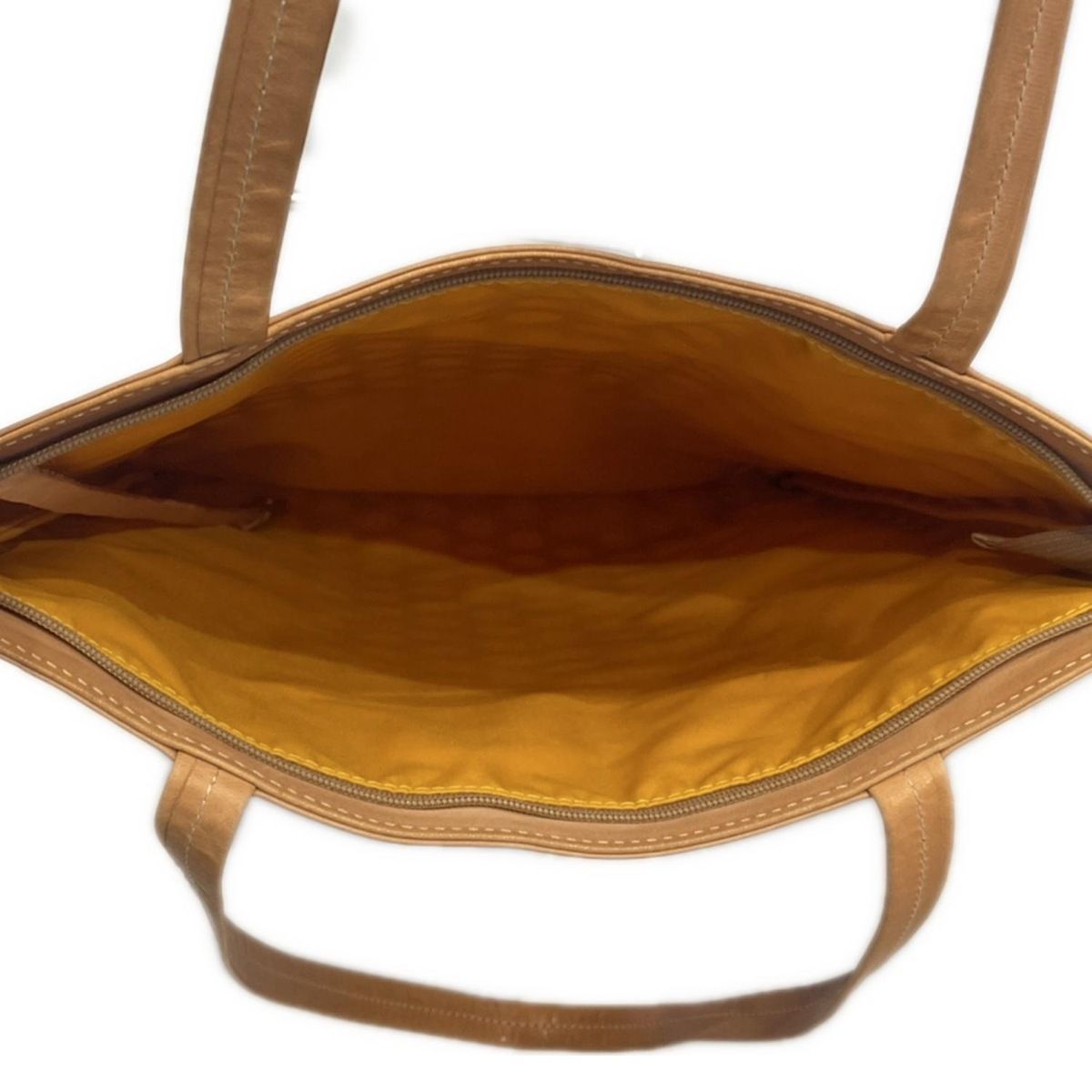 BREE ブリー ショルダーバッグ - ベージュ×ダークイエロー パンチング レザー WWW_NOITHATQUANGTHANH_NET