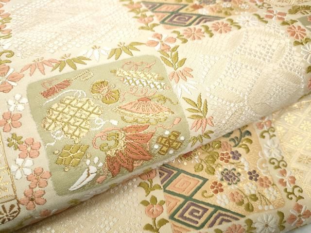 平和屋着物○六通柄袋帯 唐織 市松吉祥花文 金糸 正絹 逸品