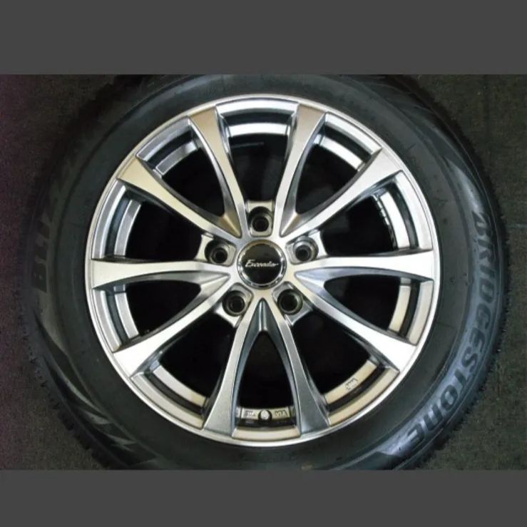 T-2113 本州 バリ山 22年製 VRX2 205 60R16 90ノア ヴォクシー プリウスα SAI 等 16インチスタッドレス タイヤホイール