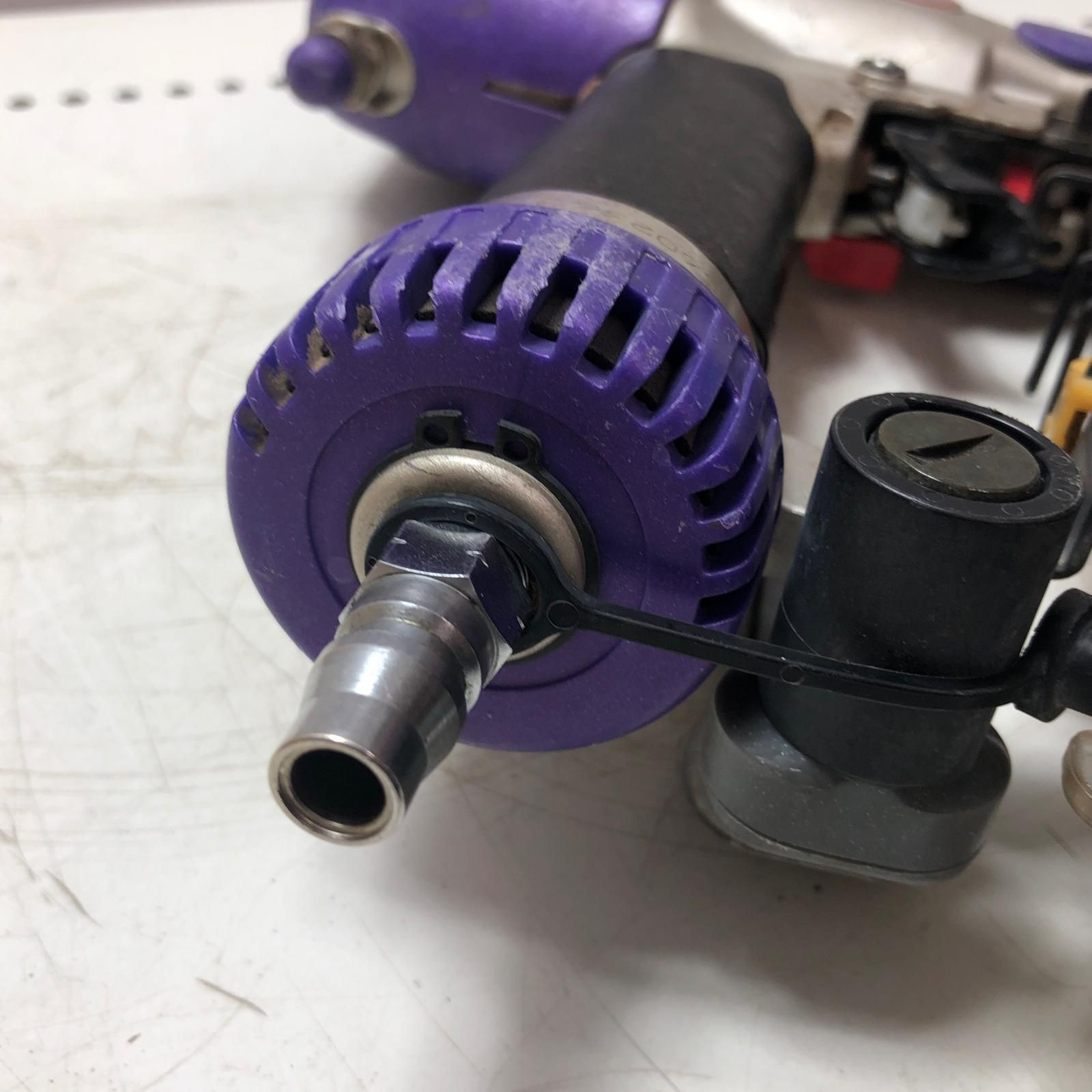 日立工機 55mm 仕上釘打機 NT55M 日立工機 55mm 仕上釘打機 NT55M